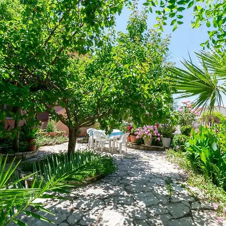 Apartmán Dina In